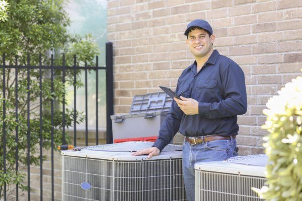 How Does an HVAC Technician Replace an AC Motor?
